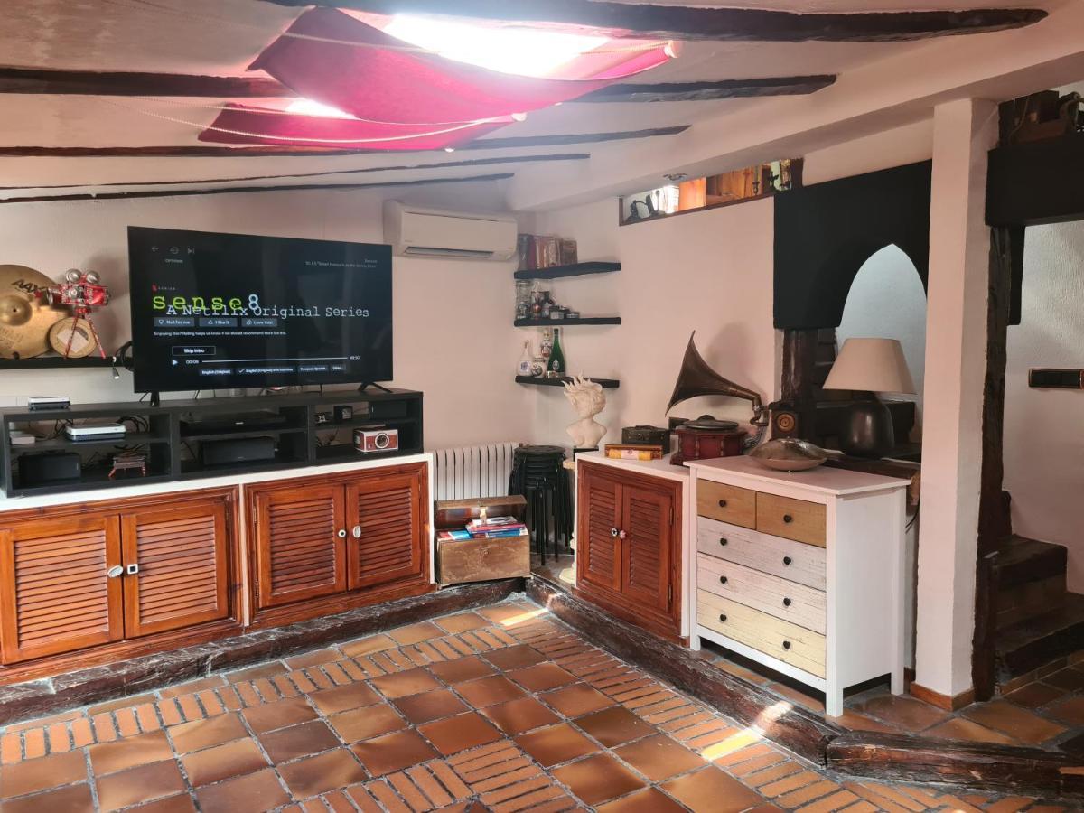 Duplex Con Garaje En Malasana Madrid Bagian luar foto